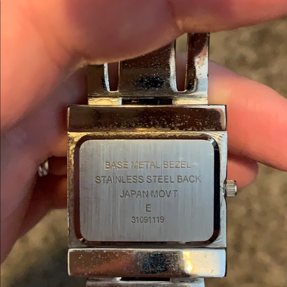 Watch - Picture 4 of 5